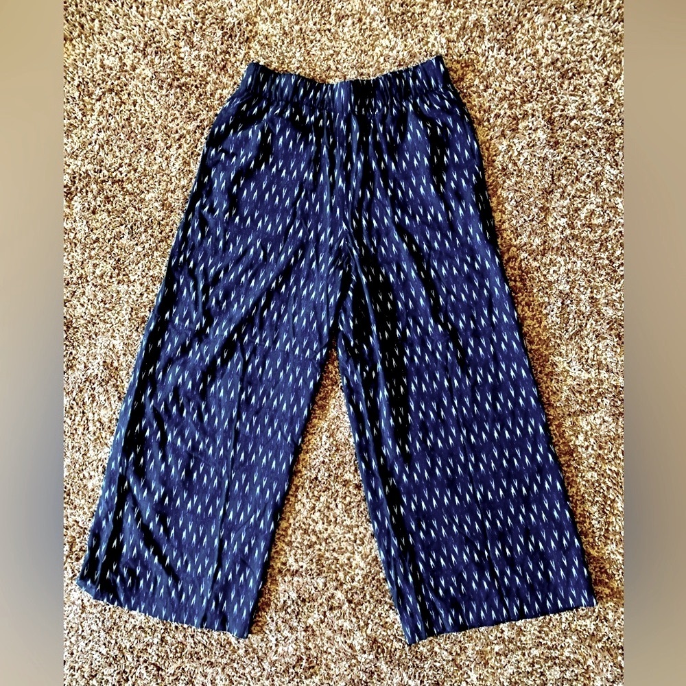 Banana Republic wide legged pants